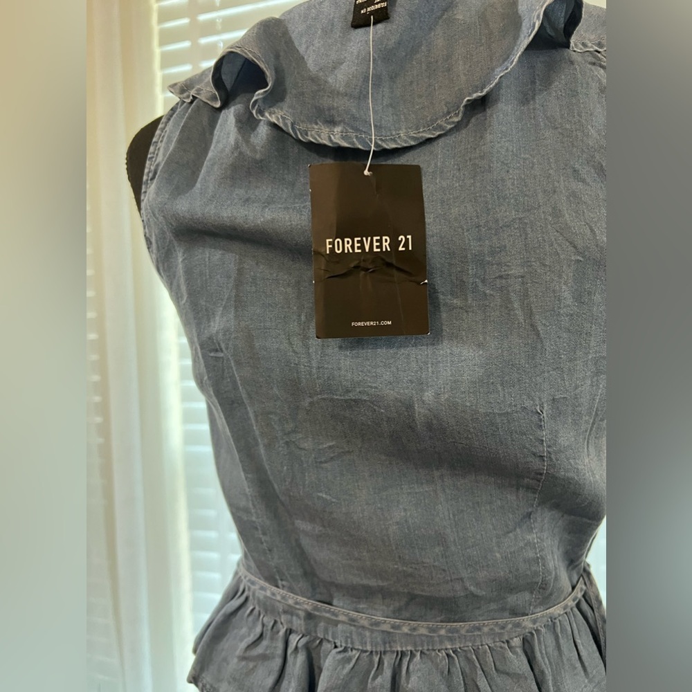 Forever 21 Top - Picture 3 of 3